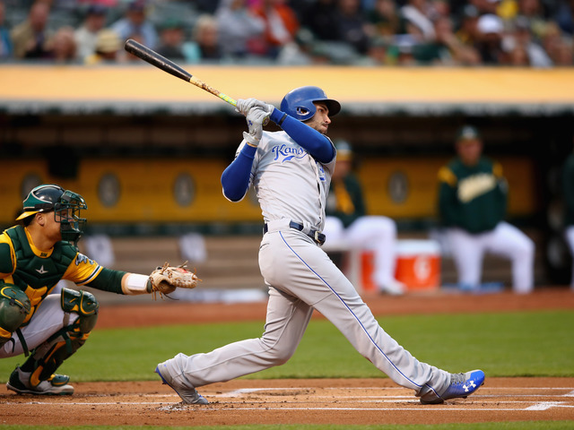 Eric Hosmer weighing multiple seven-year offers