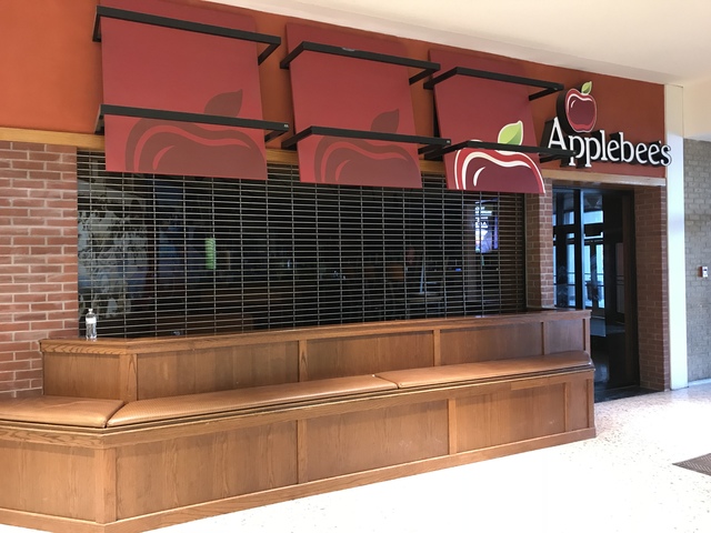 Woman Claims She Was Racially Profiled At Independence Applebee S