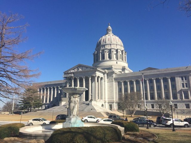 Missouri panel OKs recall options for school board members - Vimarsana News