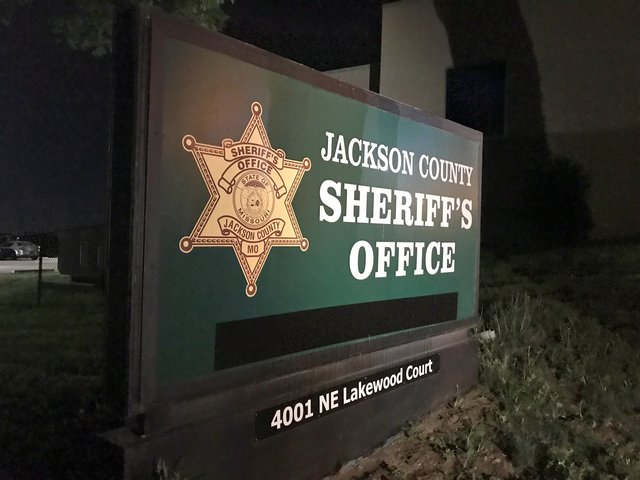 jackson%20county%20sheriff%20sign_1525950634817.jpg_86437036_ver1.0_640_480.jpg