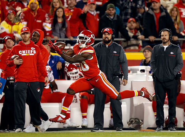 Tyreek Hill's domestic abuse case dismissed, expunged in Oklahoma